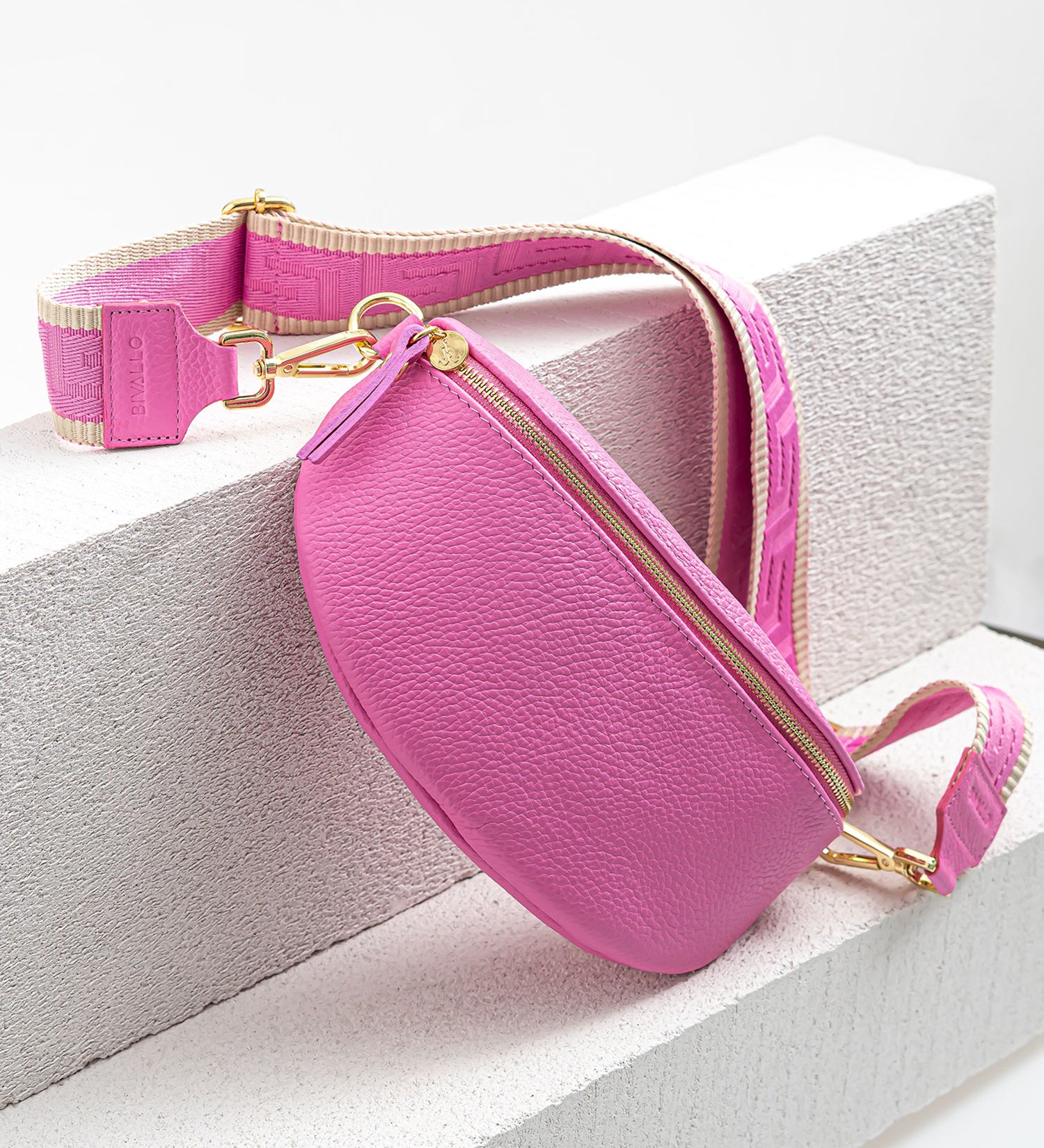 Pink Crossbody Tasche mit 50mm Kordel